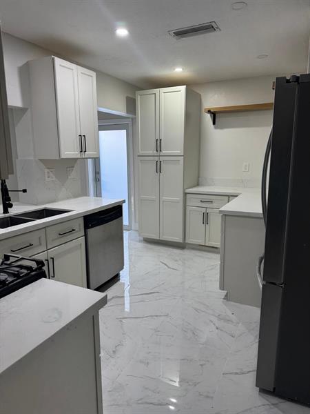 Image 22 of 36 For 2477 84th Way