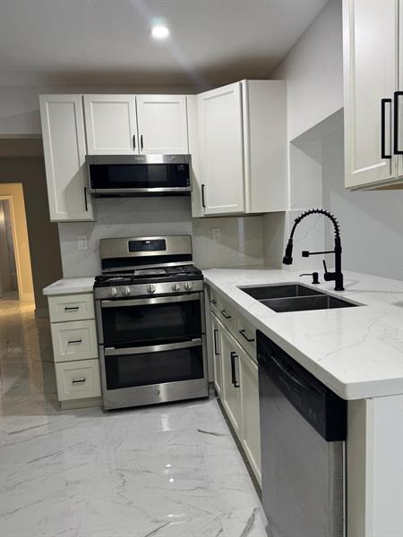 Image 23 of 36 For 2477 84th Way