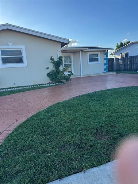 Image 3 of 36 For 2477 84th Way