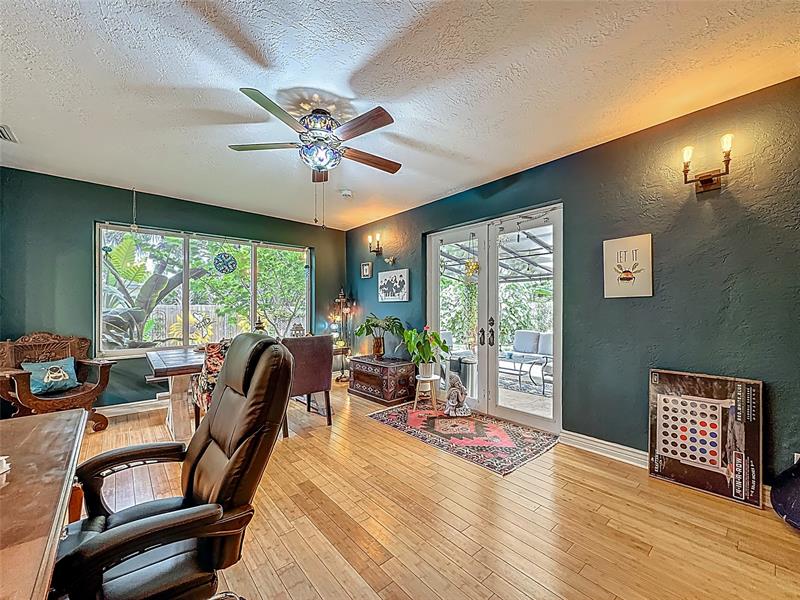 Image 22 of 51 For 3326 19 St  