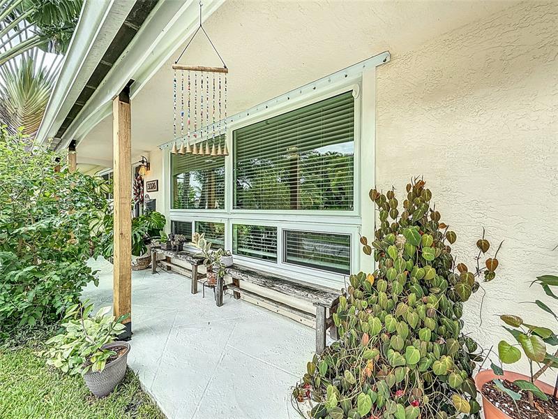 Image 4 of 51 For 3326 19 St  