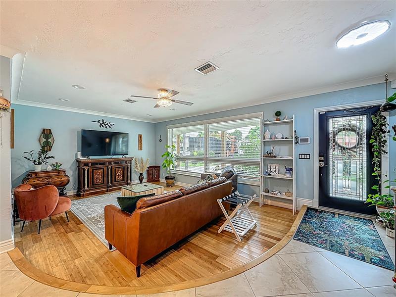 Image 8 of 51 For 3326 19 St  