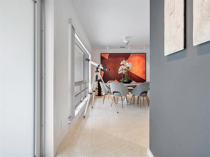 Image 11 of 53 For 5720 19th Ave
