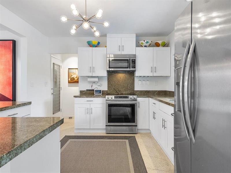 Image 15 of 53 For 5720 19th Ave