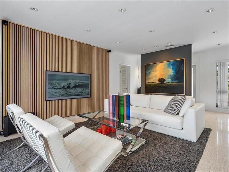 Image 3 of 53 For 5720 19th Ave