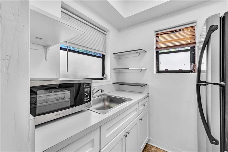 Image 12 of 41 For 560 15th Ave