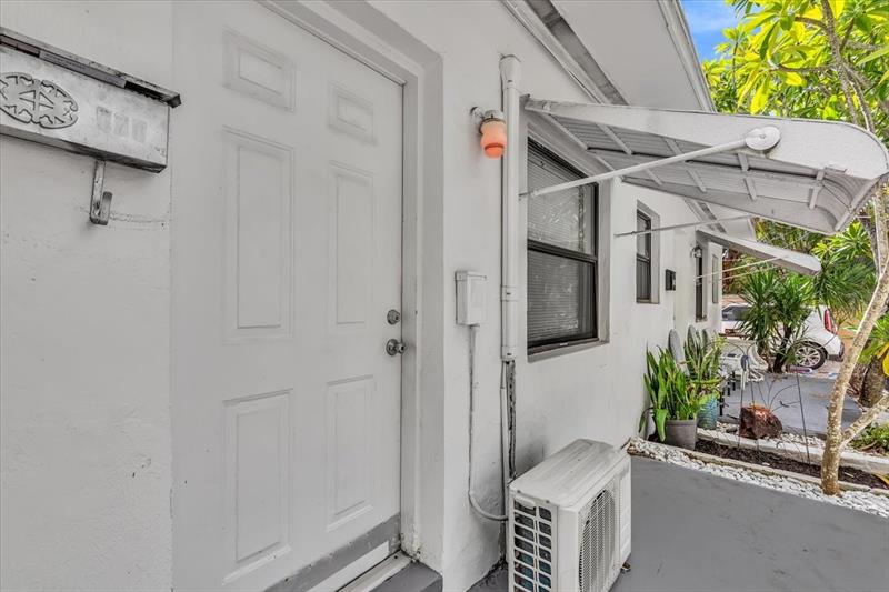 Image 29 of 41 For 560 15th Ave