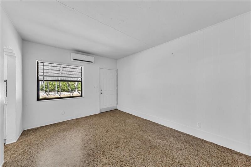 Image 35 of 41 For 560 15th Ave