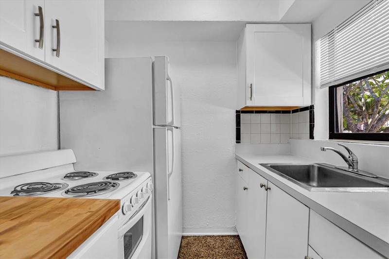 Image 39 of 41 For 560 15th Ave