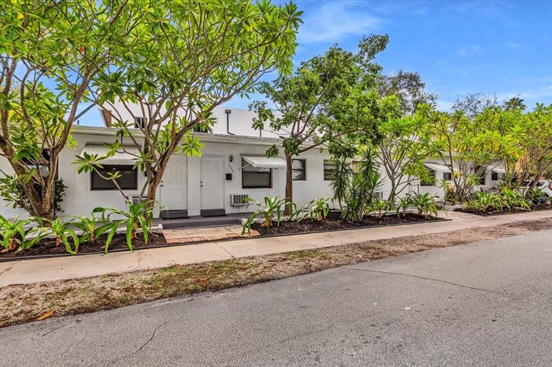 Image 5 of 41 For 560 15th Ave