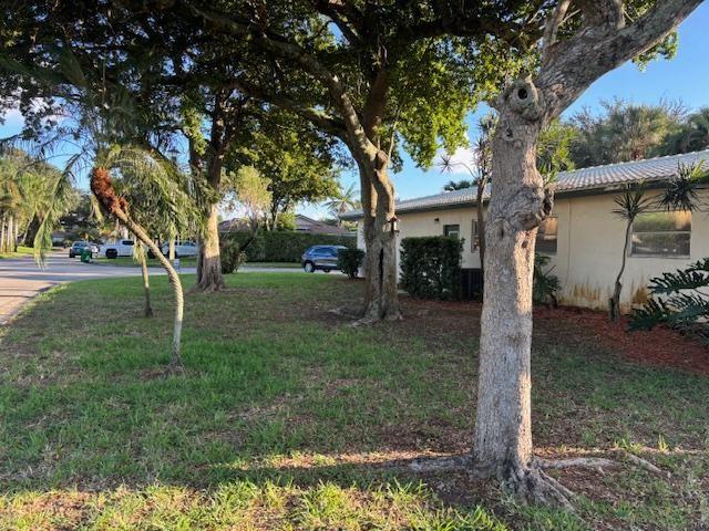 Image 5 of 13 For 8244 6th St  