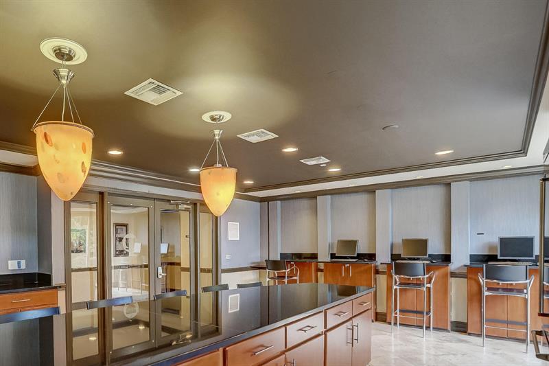 Image 10 of 53 For 520 5th  2406