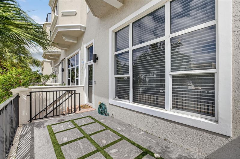 Image 7 of 88 For 508 Birch Rd  508