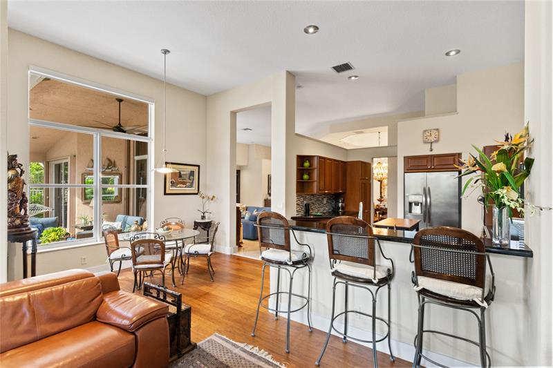 Image 20 of 55 For 942 Windward Way