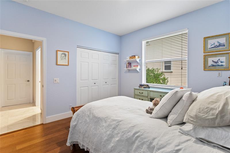 Image 38 of 55 For 942 Windward Way