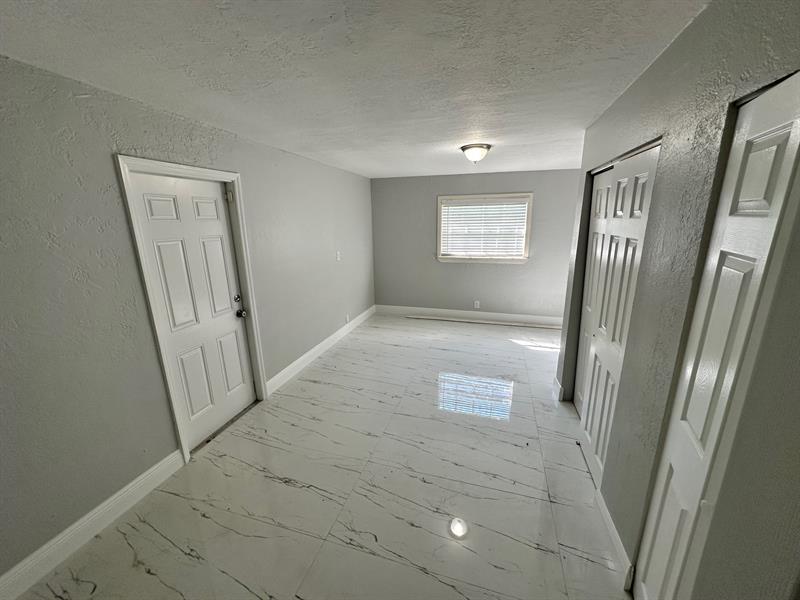 Image 4 of 28 For 1440 30th St