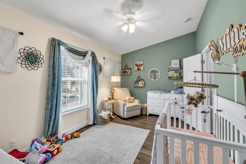 Image 21 of 34 For 9723 Lago Dr  9723