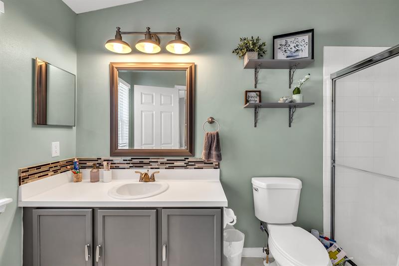 Image 25 of 34 For 9723 Lago Dr  9723