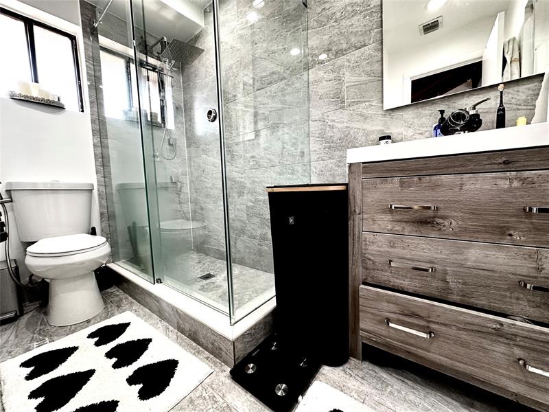 Image 19 of 25 For 8011 22nd Ct  8011