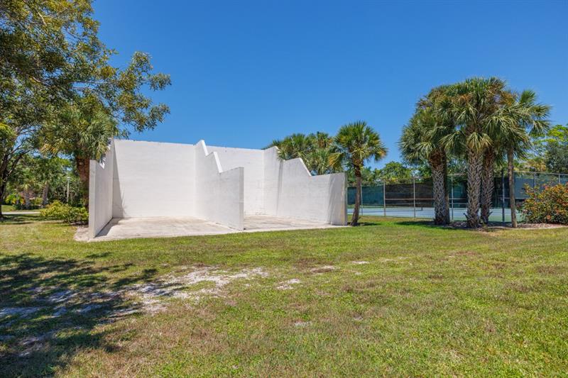 Image 27 of 32 For 6197 Riverboat Dr