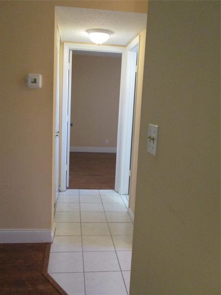Image 10 of 25 For 8390 Lagos De Campo Blvd  304