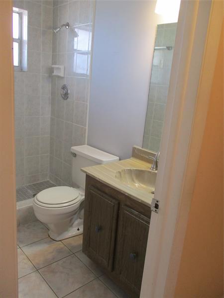 Image 13 of 25 For 8390 Lagos De Campo Blvd  304