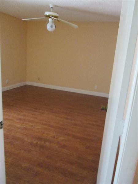 Image 15 of 25 For 8390 Lagos De Campo Blvd  304