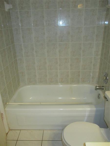 Image 21 of 25 For 8390 Lagos De Campo Blvd  304