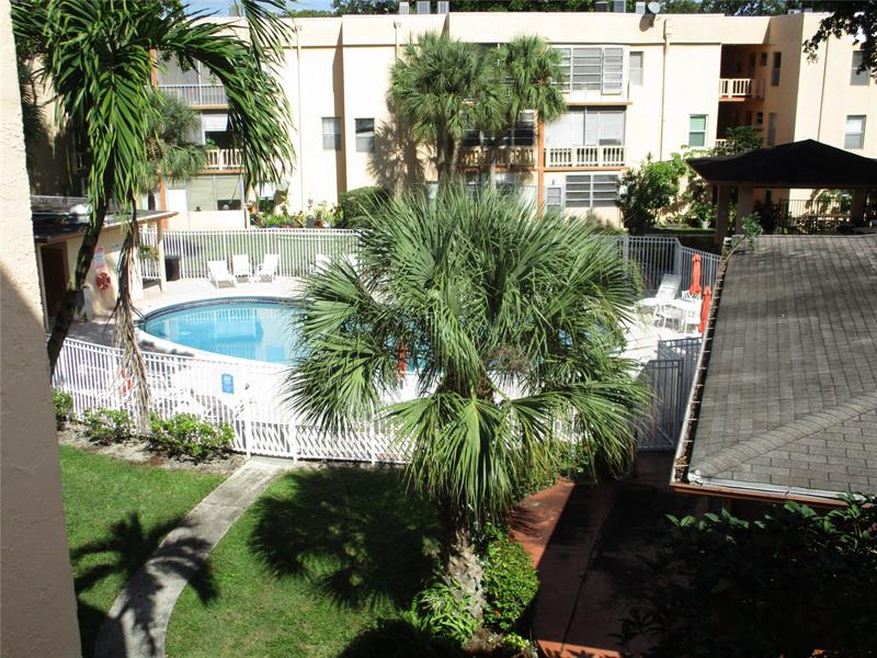 Image 25 of 25 For 8390 Lagos De Campo Blvd  304