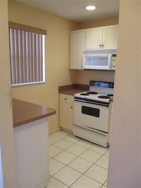 Image 3 of 25 For 8390 Lagos De Campo Blvd  304