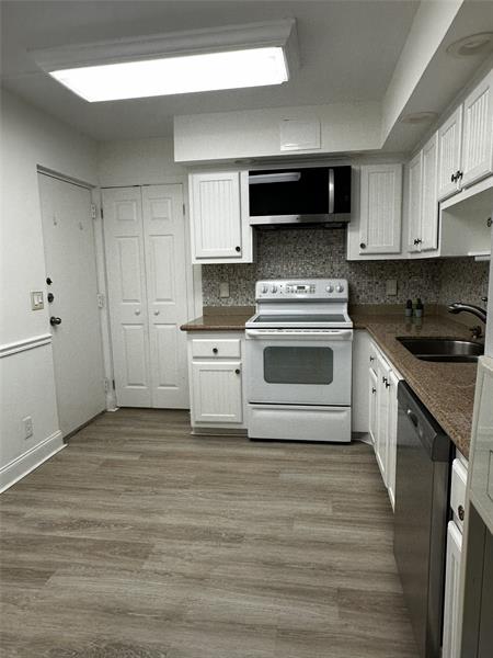 Image 19 of 21 For 6300 2nd Ave  103