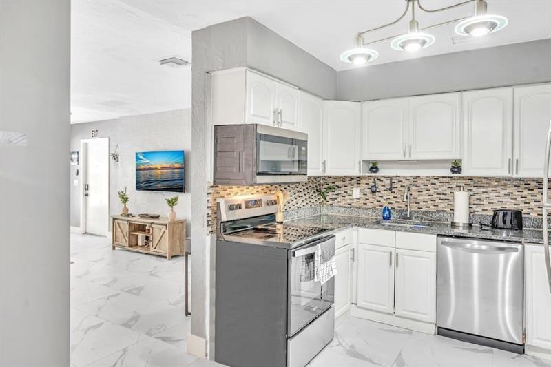 Image 13 of 22 For 253 7th St  A