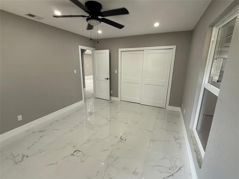 Image 22 of 40 For 603 Sunset Ave