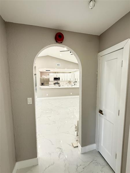 Image 24 of 40 For 603 Sunset Ave