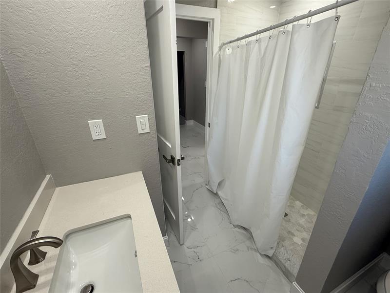 Image 26 of 40 For 603 Sunset Ave