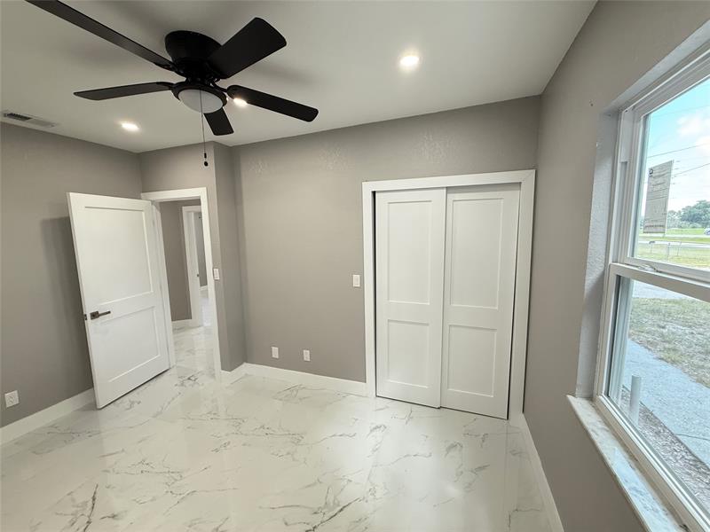 Image 31 of 40 For 603 Sunset Ave