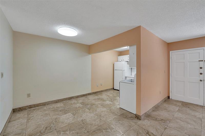 Image 11 of 25 For 2010 Fillmore St  202