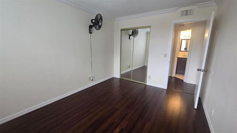 Image 17 of 33 For 8871 Wiles Road  202