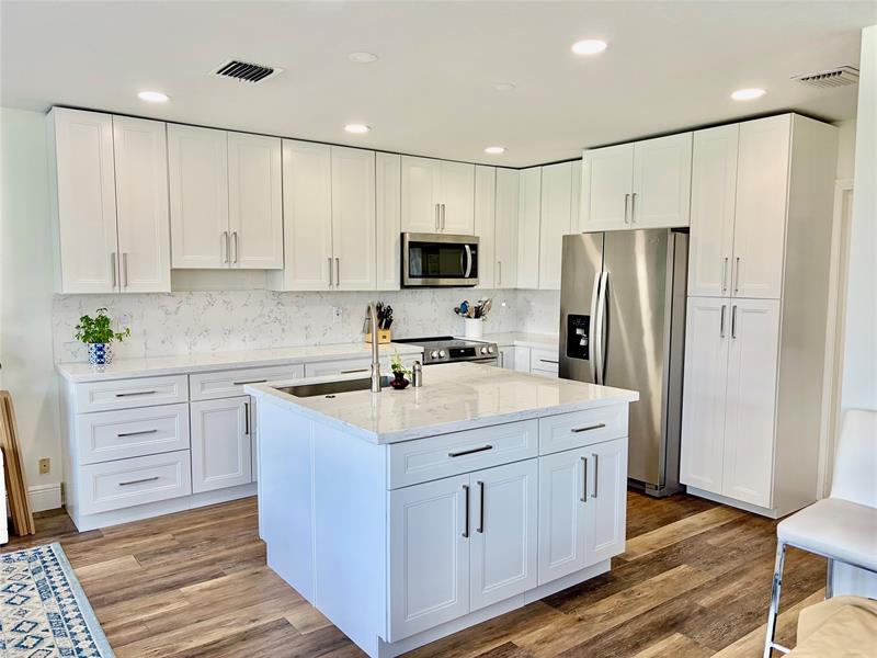 Image 10 of 66 For 10843 12th Ct