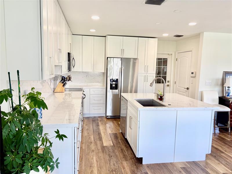 Image 12 of 66 For 10843 12th Ct