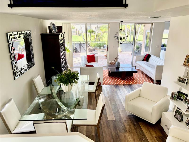 Image 5 of 66 For 10843 12th Ct