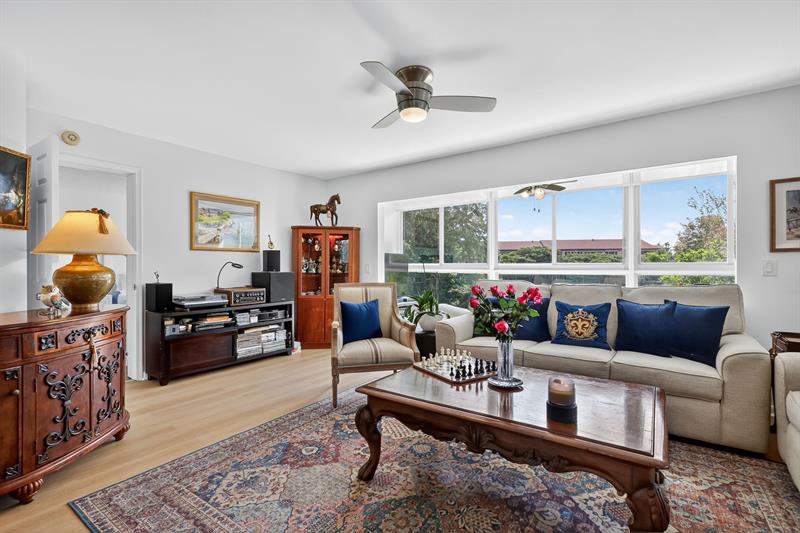 Image 23 of 48 For 13000 15th Ct  314u