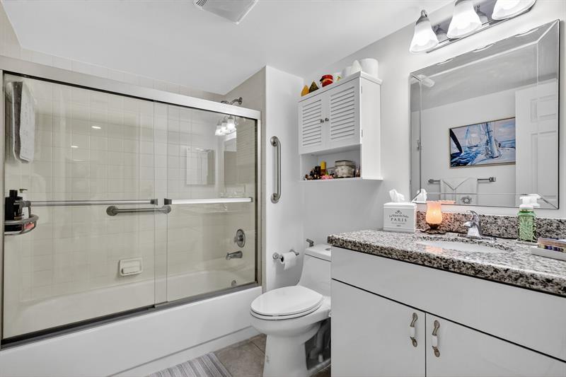 Image 38 of 48 For 13000 15th Ct  314u