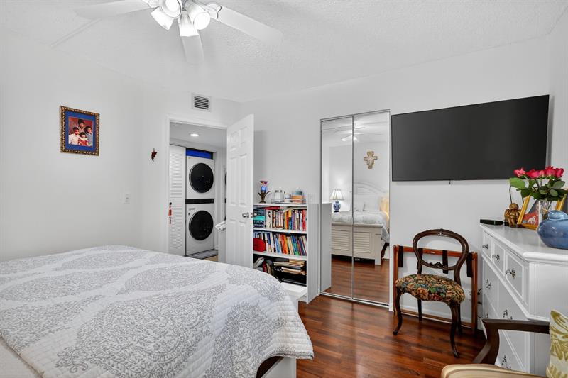 Image 44 of 48 For 13000 15th Ct  314u