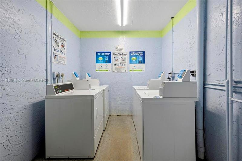 Image 7 of 18 For 500 2nd St  204