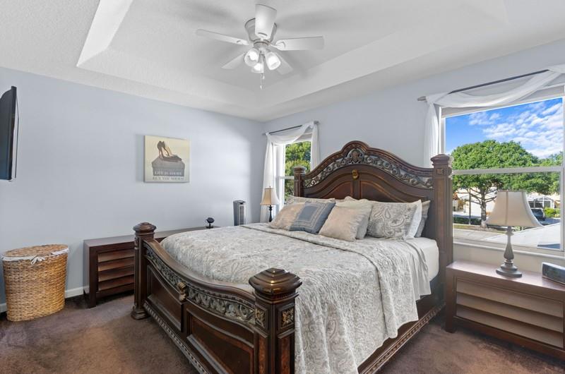 Image 13 of 39 For 12816 Woodmill Dr