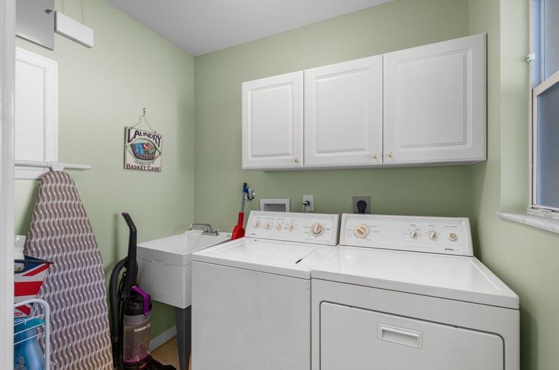Image 25 of 39 For 12816 Woodmill Dr