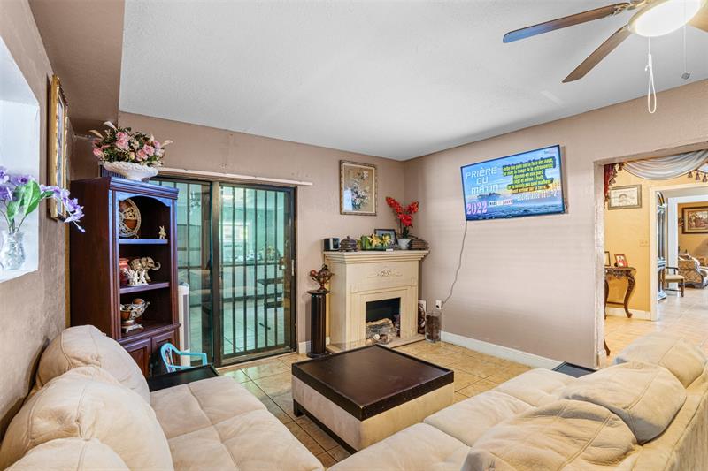 Image 17 of 38 For 45 212th St  