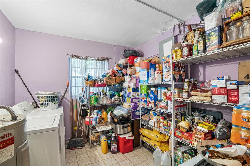 Image 21 of 38 For 45 212th St  