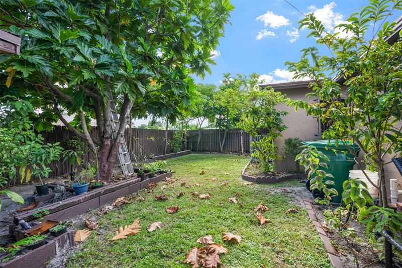 Image 29 of 38 For 45 212th St  